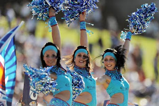 2011-IPL-Hot-Cheerleaders-Wallpapers