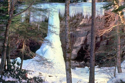 Rainbow Waterfall, Winter Season