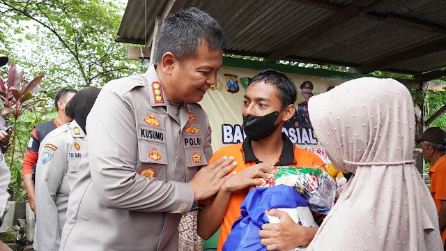 Patroli Kamtibmas Kendarai Motor Sambil Berbagi