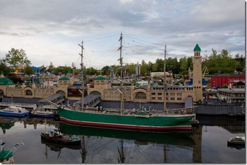 the_craziest_lego_model_is_in_germanys_legoland_640_08