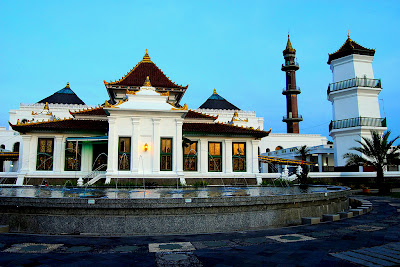 Keindahan Senibina Masjid