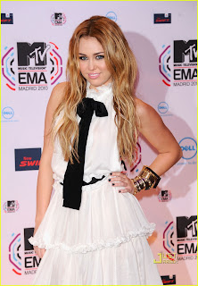 Miley Cyrus Hairstyle Picture Gallery - Celebrity Miley Cyrus Hairstyle Ideas for Girls