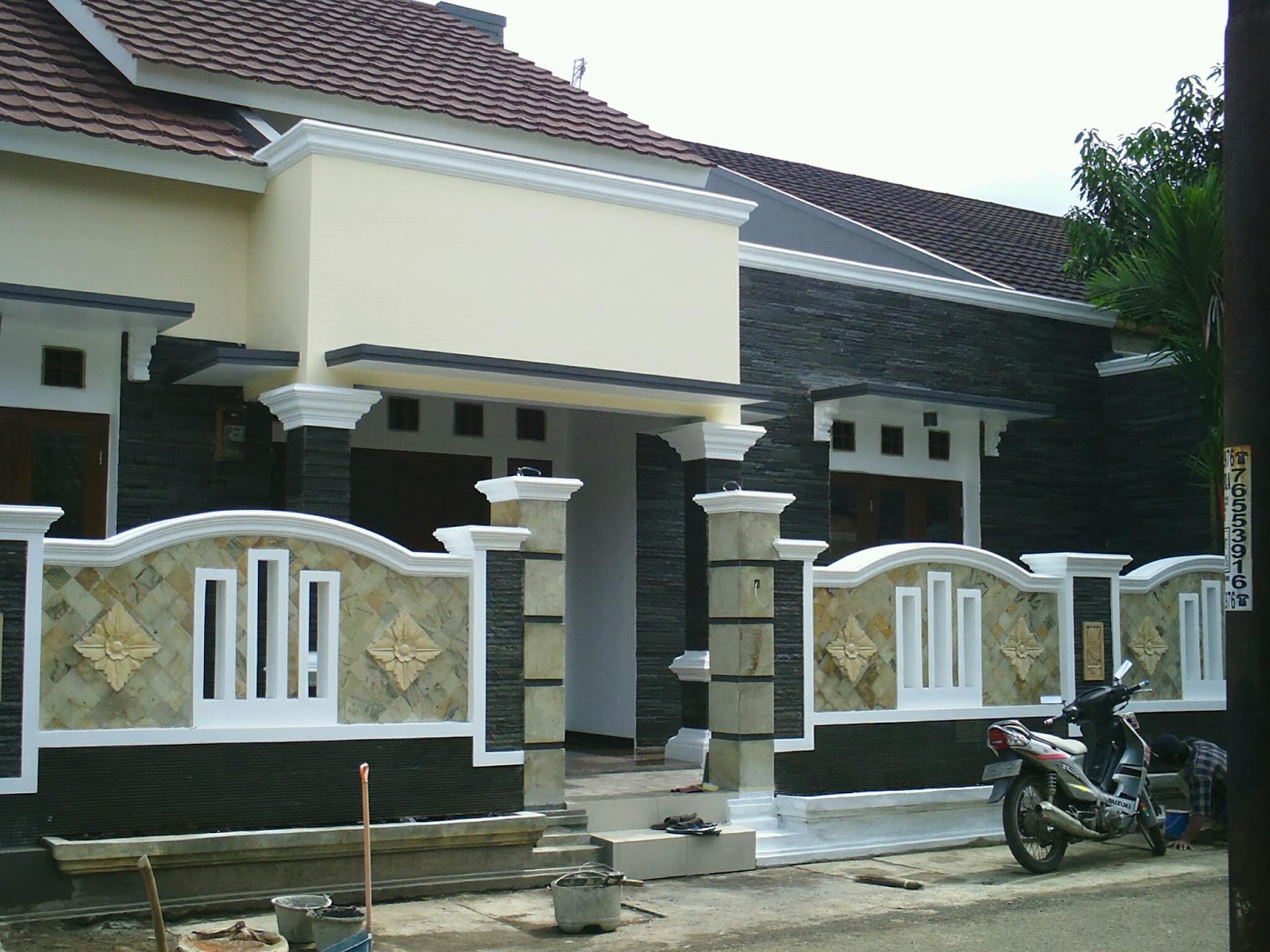 Inilah Contoh  Desain Rumah Minimalis Dengan Batu Alam 