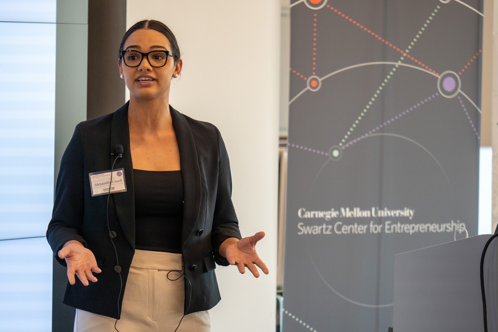 Image of Alexandra Cusell presenting at Carnegie Mellon University Swartz Center for Entrepreneurship