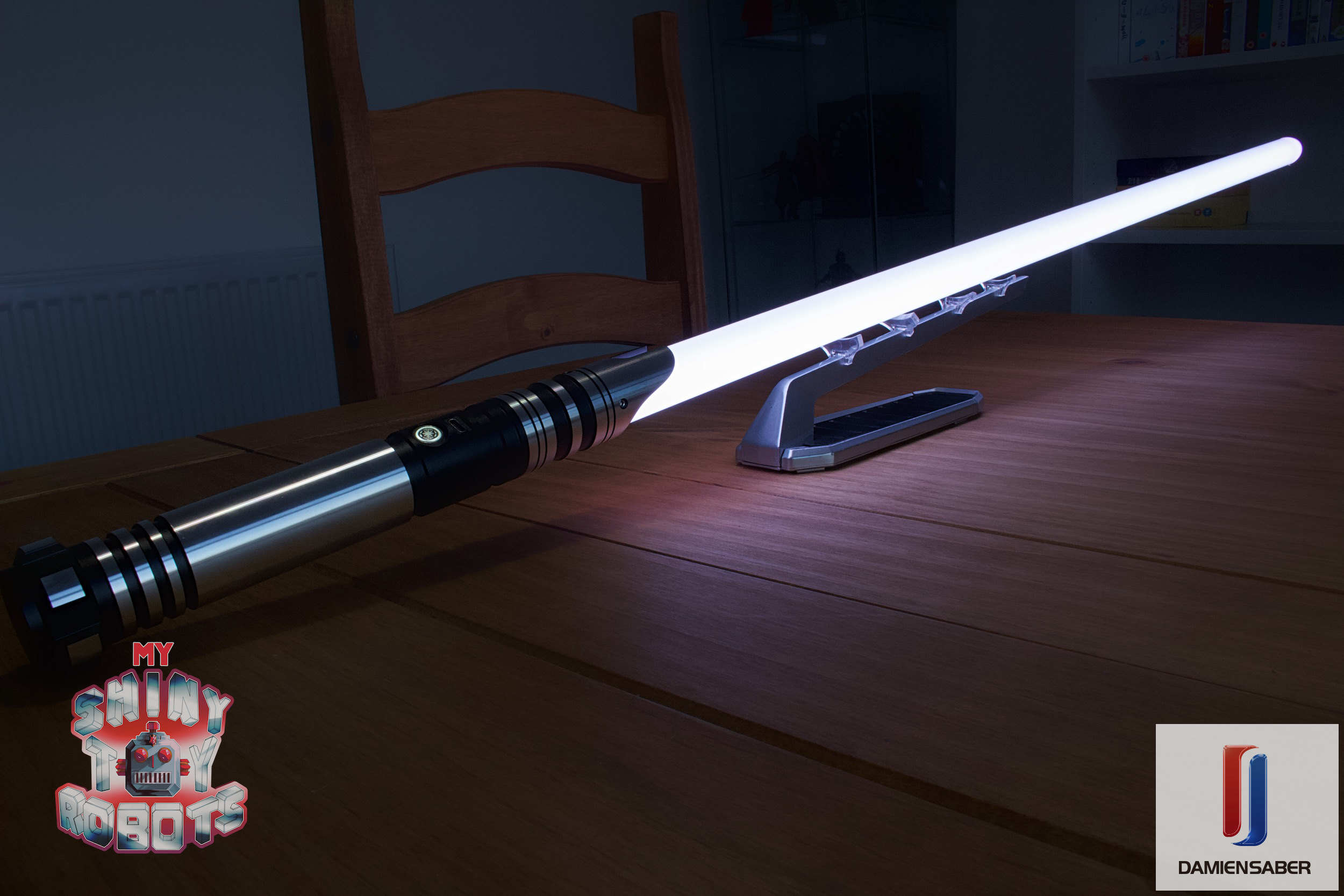 I didn't really like the DV3 but man it has definitely grown on me!  definitely a beautiful saber : r/lightsabers