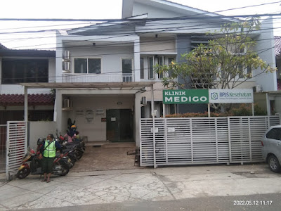 Founder 'Rumah Indonesia Sehat Hospital BSD' dan Medi-Go Klinik yang vasilitasnya sangat lengkap dan di Tambah oleh Pelayanan yang sangat Ramah oleh suster klinik yang beralamat di , Jl. Villa Melati Mas Raya No.11, Jelupang, Kec. Serpong Utara, Kota Tangerang Selatan