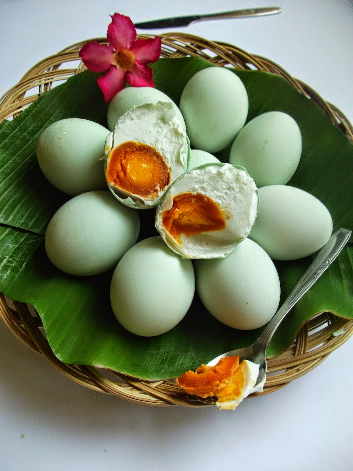  Telur Asin Legendaris dan Favorit Sepanjang Masa Ingkung 