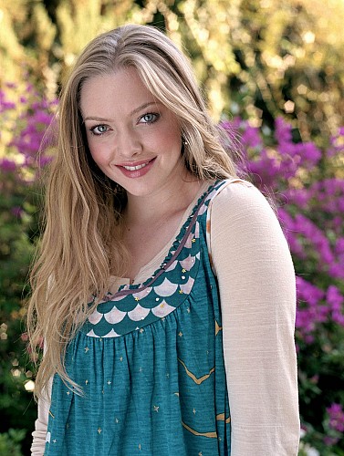 Amanda Seyfried Hot Pictures Welcome to the Latest Collection of Hollywood