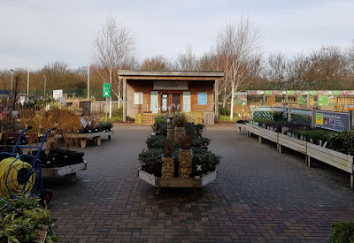 Minigolf at Dobbies Garden Centre in Peterborough