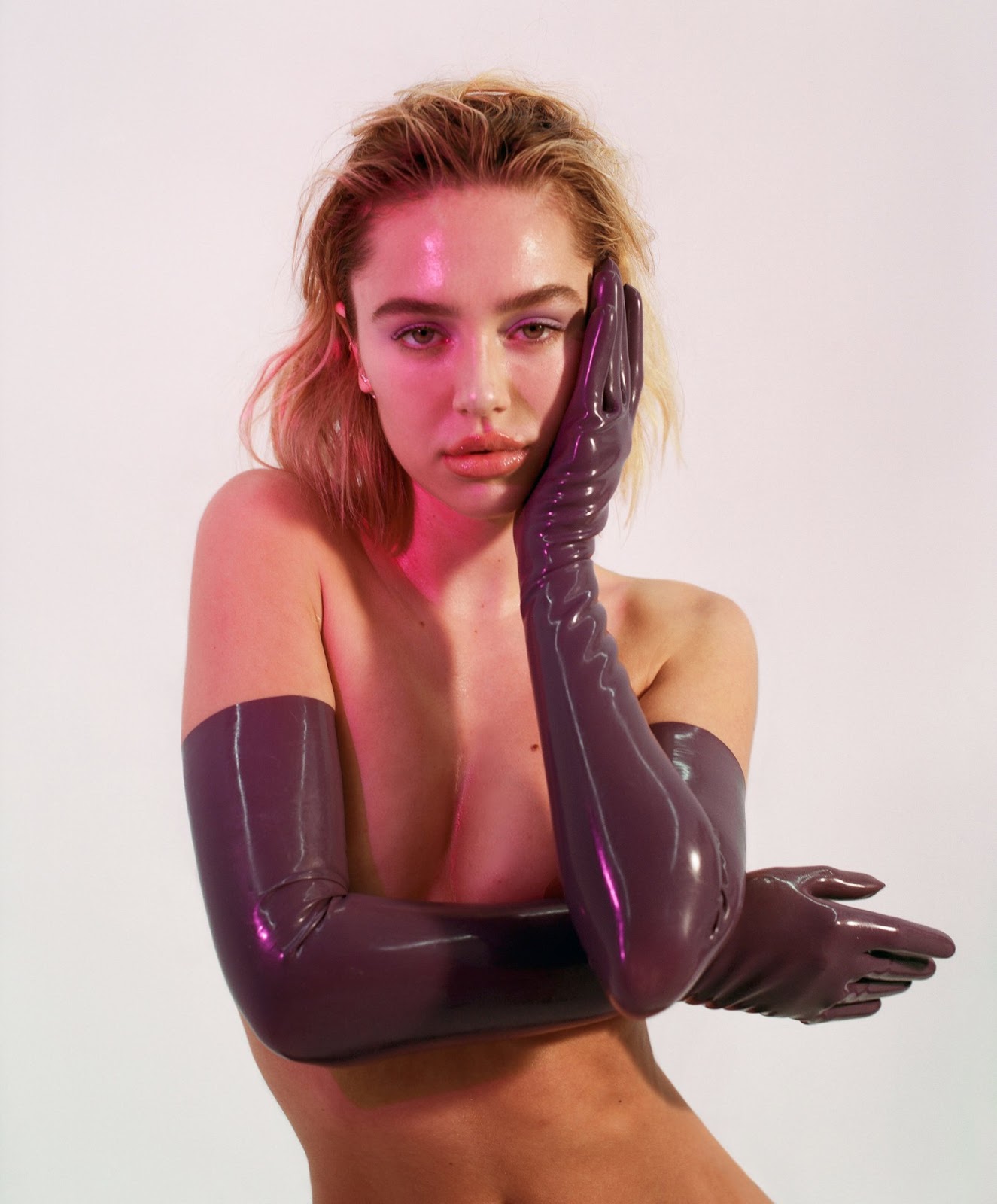 Delilah Belle Hamlin topless model photoshoot