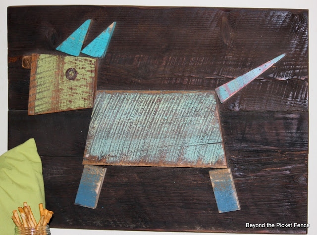 Scrap wood, art, puppy, reclaimed wood, http://bec4-beyondthepicketfence.blogspot.com/2013/07/meet-scrappy.html