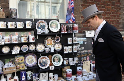 Site Blogspot  Royal Wedding Shop on Royal Wedding Memorabilia Of Prince William And Kate Middleton Are
