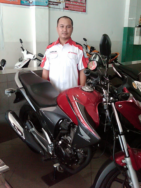 daftar harga motor honda Pekanbaru dealer motor honda pekanbaru kredit motor honda pekanbaru call mas Indra 0823 8118 8 414 www.daftarhargamotorhondapekanbaru.blogspot.com