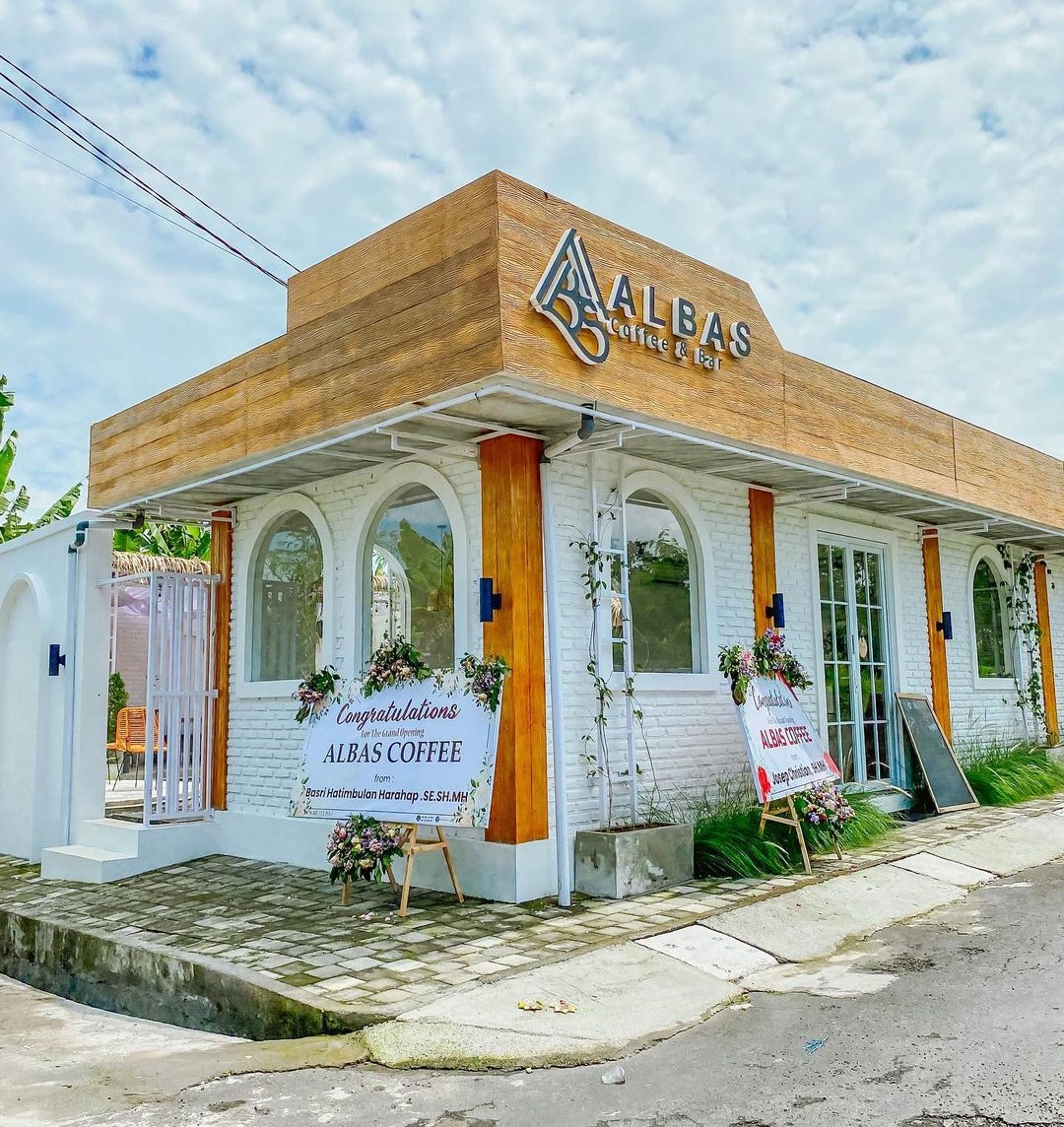 ALBAS Cafe Gianyar Bali