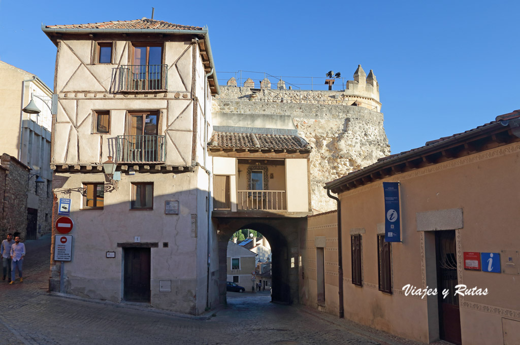 Puerta de San Andrés, Segovia