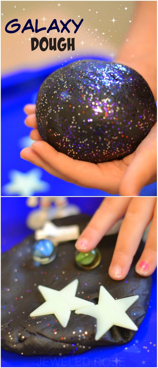 GALAXY DOUGH: easy to make play dough that is "out of this world" (super soft & stretchy!) #playdoughrecipe #playdough #galaxyplaydough #galaxyplaydoughrecipe #playdoughactivities