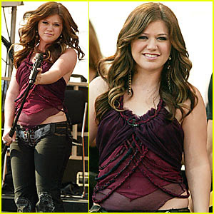 Kelly Clarkson Fat in 2012