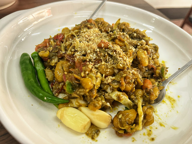 lahpet thoke, or Burmese tea leaf salad