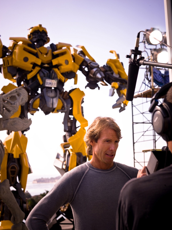 michael+bay+Photos+in+movie++Transformers+3 Transformer 3 The Movie Wallpaper