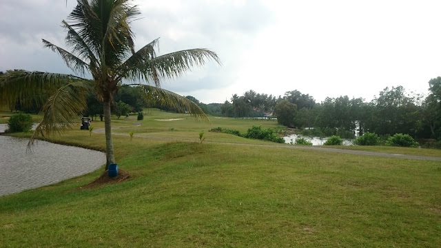 Two Bunkers view in the Golf Court - Image: Author