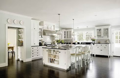 Dark Wood Kitchen Cabinets on Cabinets  Dark Countertops   Dark Hardware  And Dark Hardwood Floors