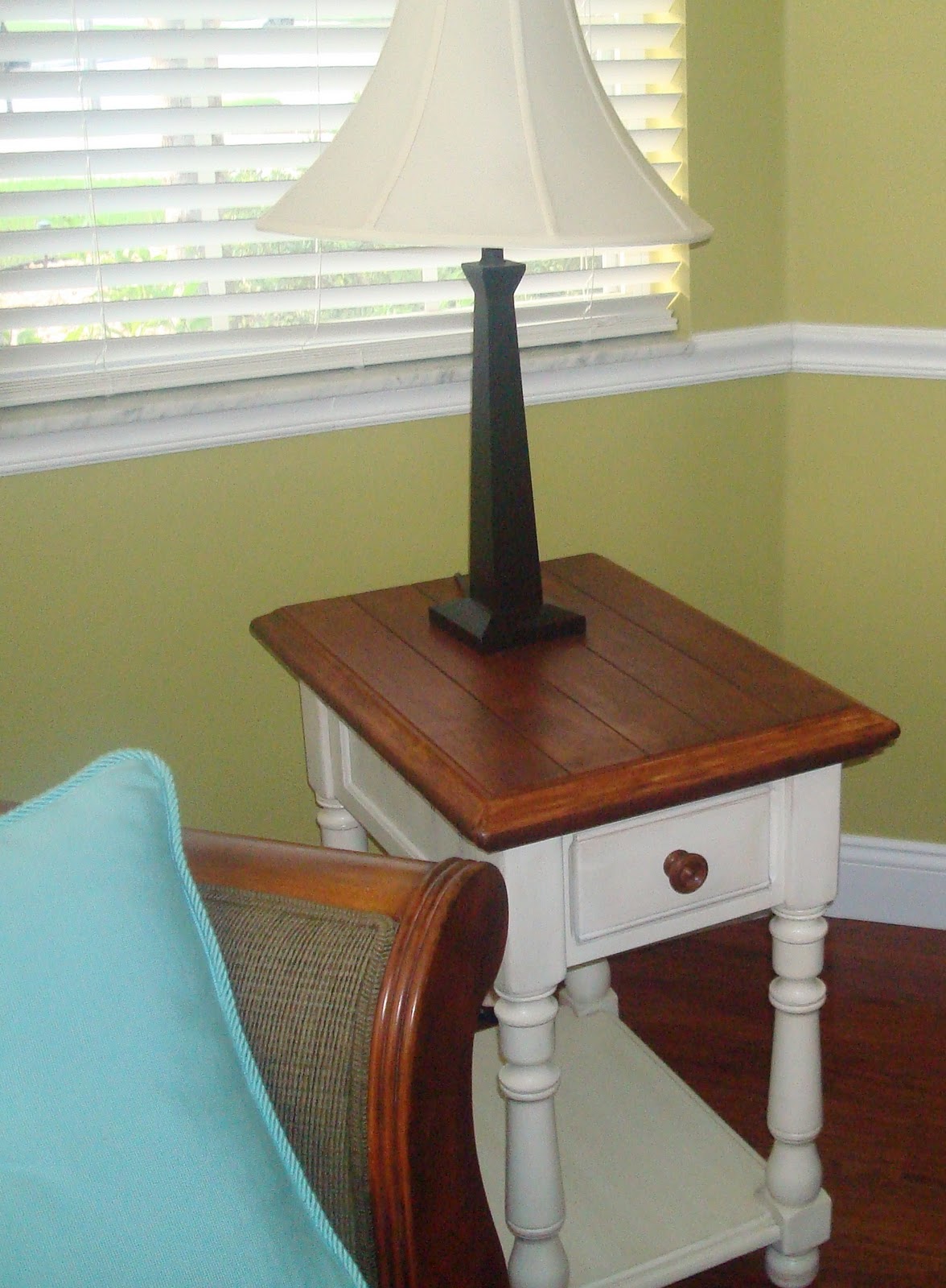 Honey Oak Dining Room Sets