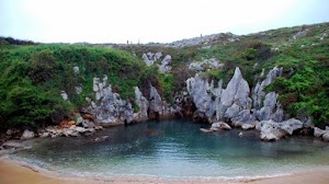 Kok bisa pantai ini tidak akan terlihat lautan?