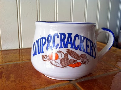 https://www.etsy.com/listing/122097064/4-vintage-soup-crackers-mug-bowl?ref=favs_view_1