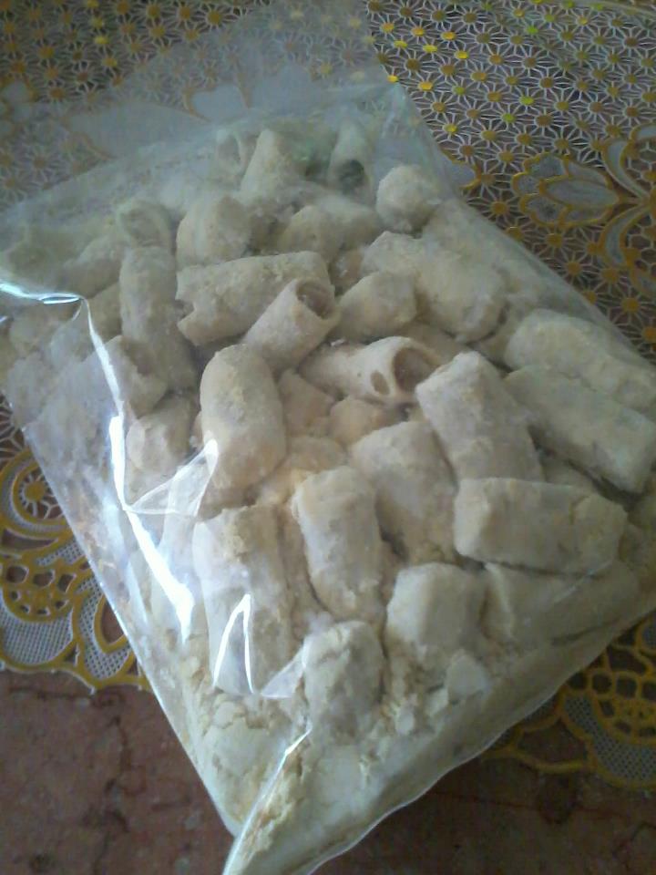 Double F Gallery Kuih batang buruk