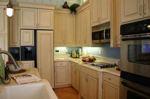 Kitchen Decor Ideas For Small Kitchens