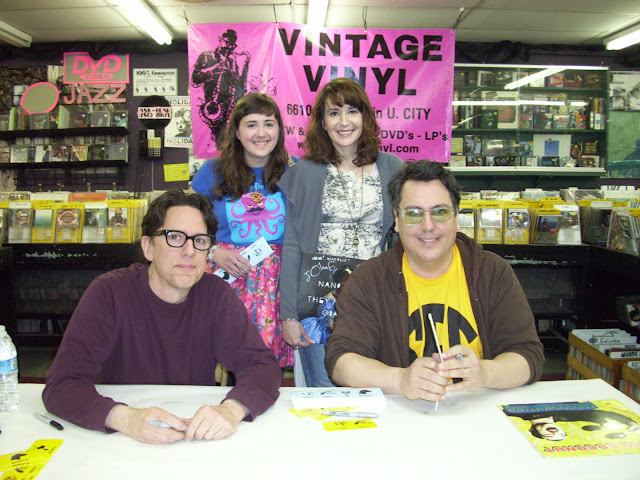 they might be giants tmbg john flansburgh linell st. louis missouri saint delmar loop pizza kei pizza-kei cute kawaii