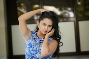 Ishika Singh Latest Glamorous Photos-thumbnail-25