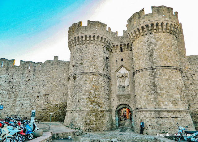 Porta Marina, acesso à cidade medieval de Rodes - Grécia