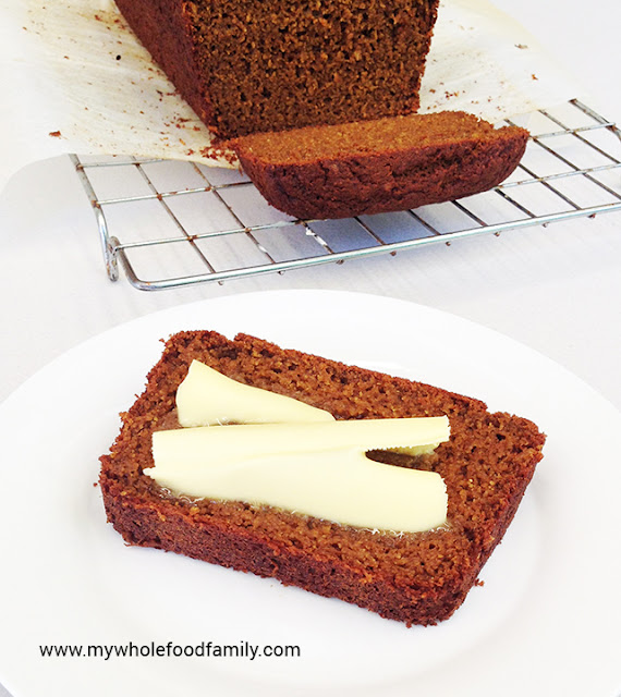 Spiced Golden Pumpkin Loaf - www.mywholefoodfamily.com