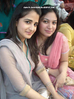 Pakistani Girls Photos