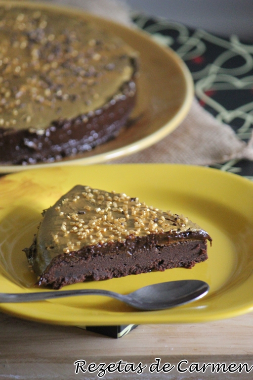 Bolo de mousse chocolate