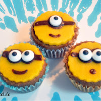 Minion Cupcake