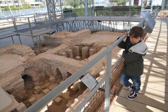 Visitando el Museo Villa Romana de Albir con niños