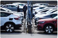 Electric Cars vs Gas Cars Which One Saves You More Money and Trouble Electric Cars vs Gas Cars Which One Saves You More Money and Trouble