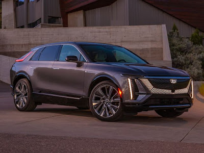 2023 Cadillac Lyriq Review, Specs, Price