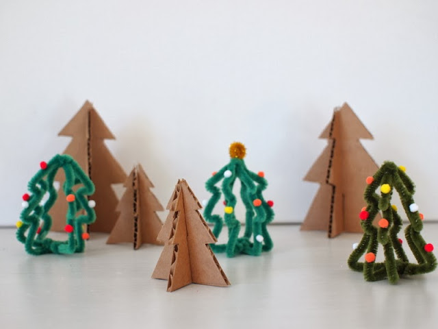 Make mini Christmas  trees from Pipe Cleaners and Cardboard  
