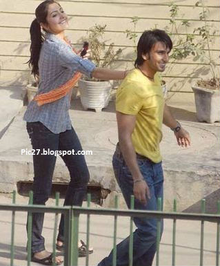 Anushka Sharma on The Sets Of Shaadi Mubarak