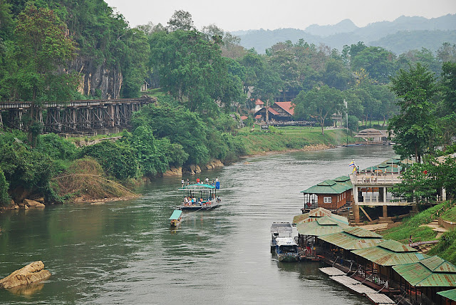 Khám phá kanchanaburi tháng 10 đẹp huyền bí ở Thái Lan