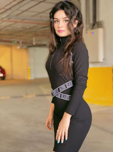 Avneet Kaur Pics | avneet kaur images | avneet kaur new photos 2020