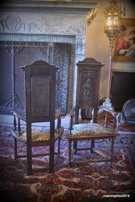 Gossip Chairs