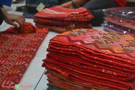 kain tradisional Batak