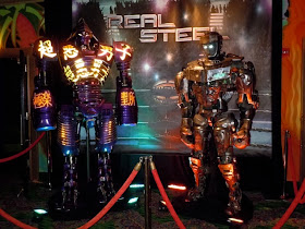 Real Steel animatronic robots El Capitan display