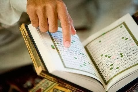 Keutamaan Al qur'an dan penghafalnya