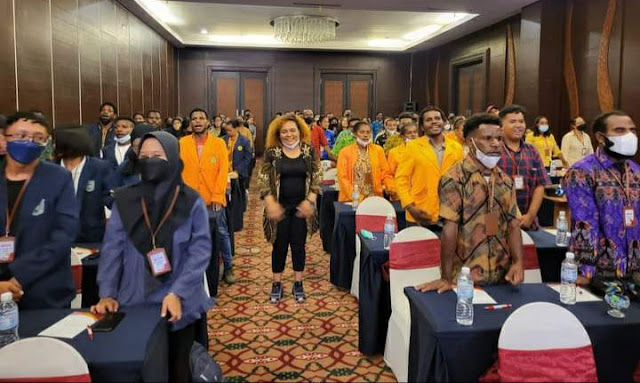 Rini Modouw Hadirkan YPKSP sebagai Sarana Informasi Anak Papua di Bidang Pendidikan