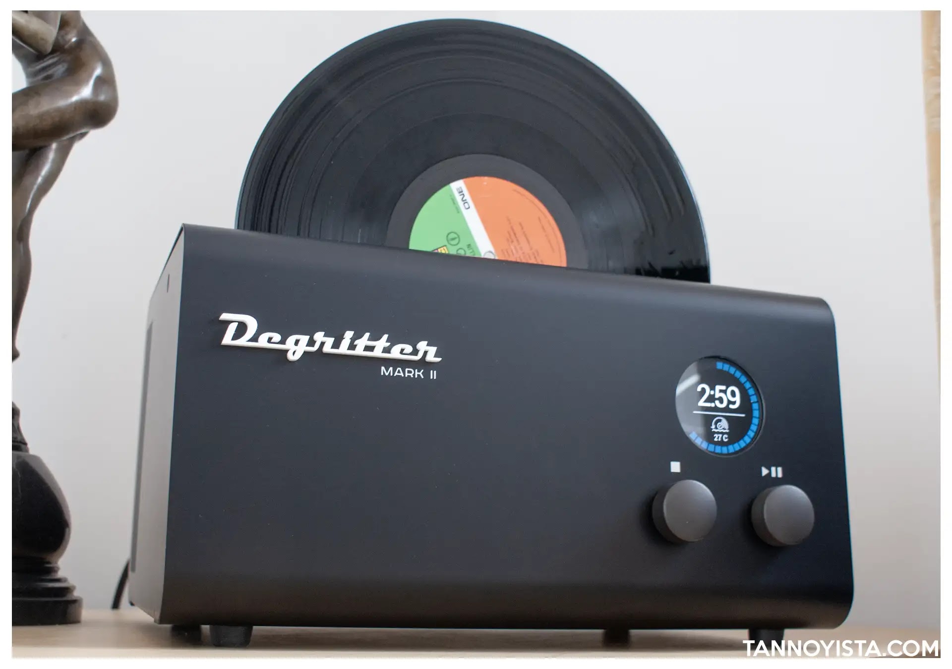 Image showing the Degritter Mk-2 cleaning Led Zeppelin vinyl